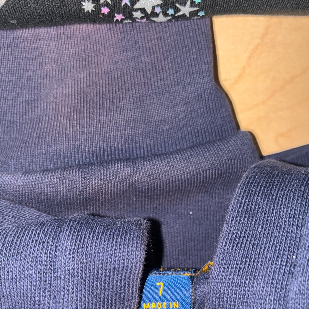 H&M/Cat & Jack/Ralph Lauren sweatshirt mittens girls t-shirt 4/5/6 LOT bundle - Picture 5 of 8